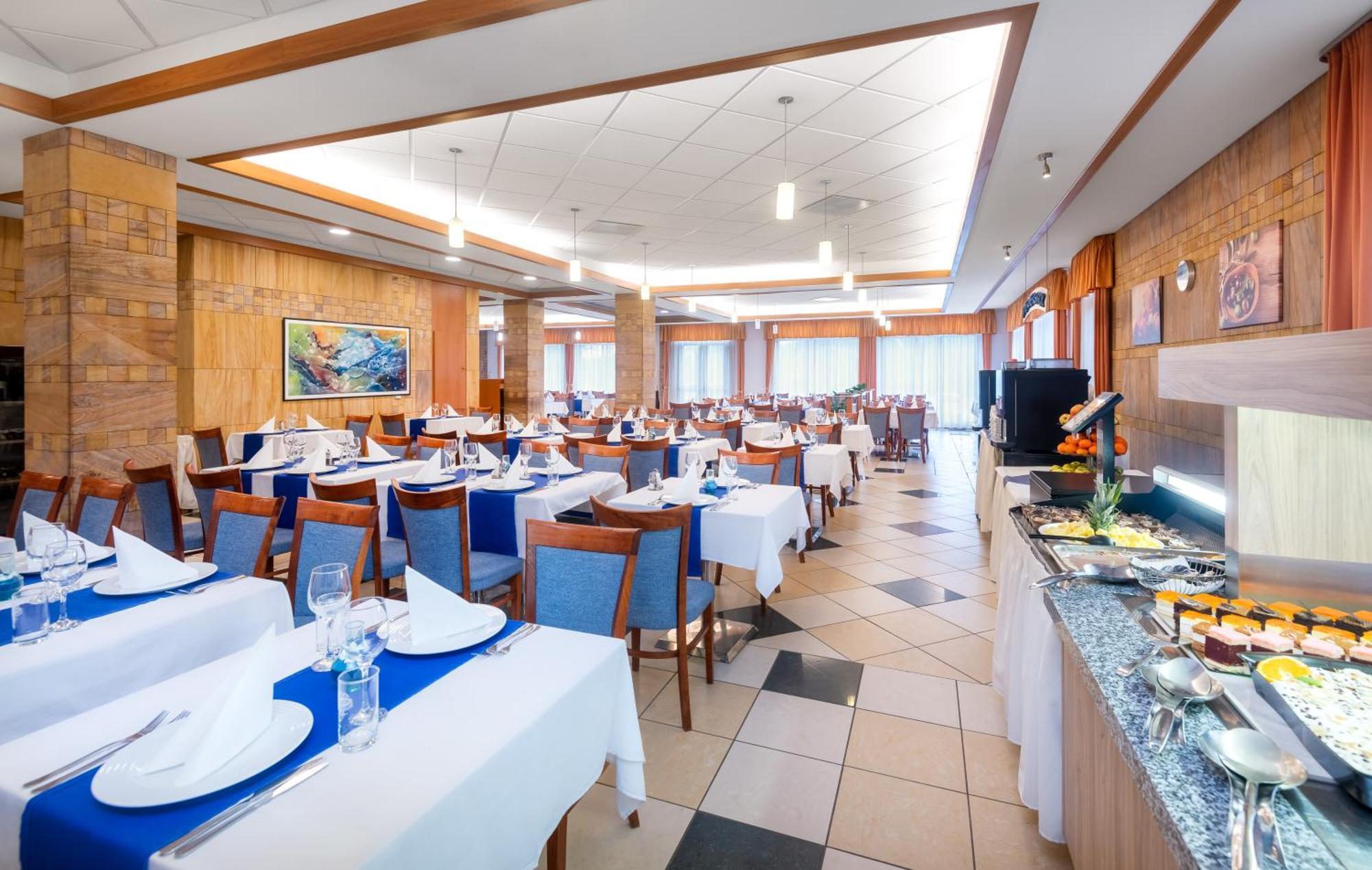 Hotel Aquarell Cegled